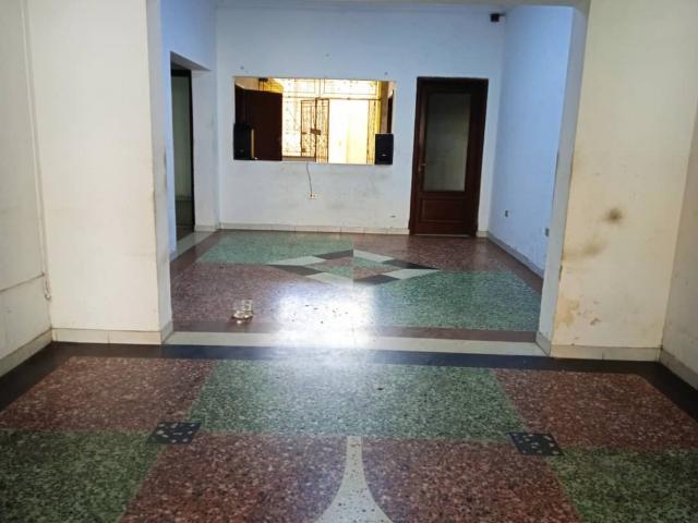 Se vende amplia Casa Residencial y Comercial en Santa Mónica