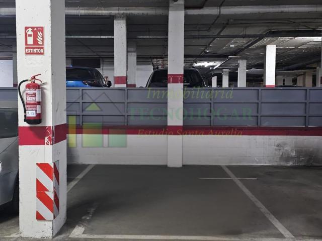 Se vende amplia plaza de garaje en Edificios Contadores Sevilla