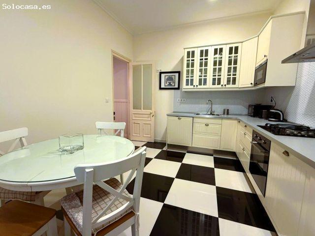 Se Vende Amplia Vivienda con Licencia Turistica de 3 Dormitorios y 2 Baños en Zona abandoibarra Gu
