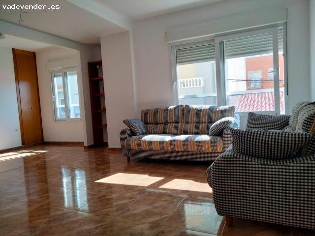 SE VENDE APARATMENTO DE UN DORMITORIO CON POSIBILIDAD DE DOS LA NUCIA