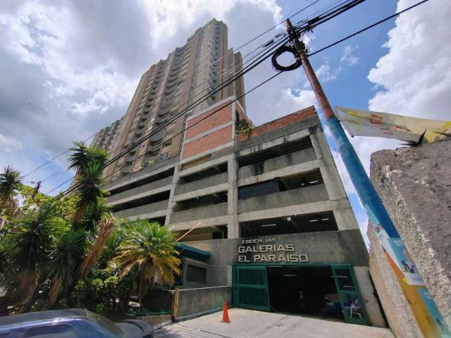 Se vende apartamento 76m2 El Paraíso 1431