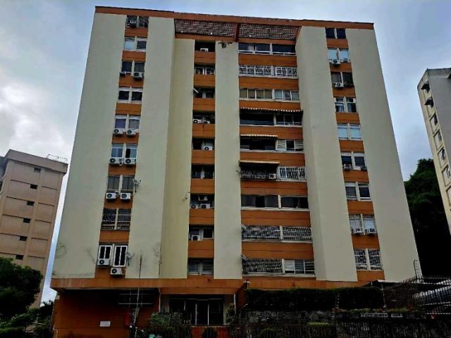 Se vende apartamento 83m2 San Luis 5158