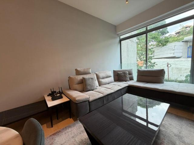 Se vende apartamento 86m2 Lomas de las Mercedes