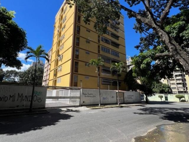 Se vende Apartamento 108m2. Montalban 2
