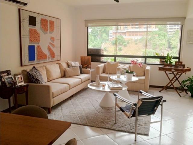 Se vende apartamento 109m2 clientes directos Las Esmeraldas 7811