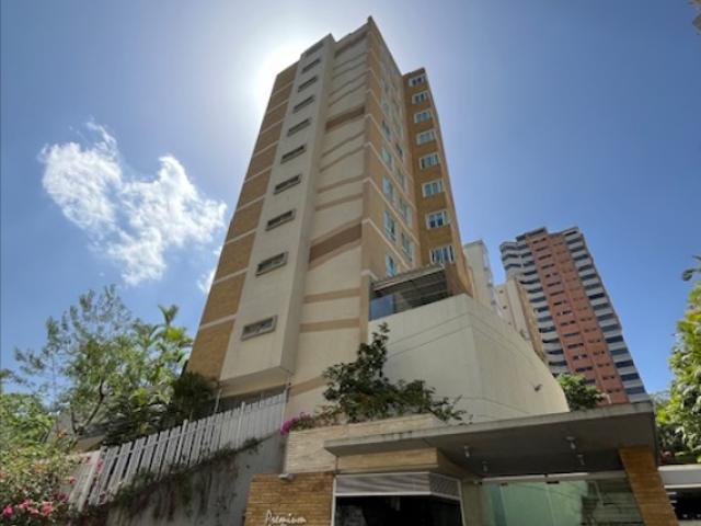 Se vende Apartamento 116,84m2. 2H/3B/2P. Las Mesetas Santa Rosa