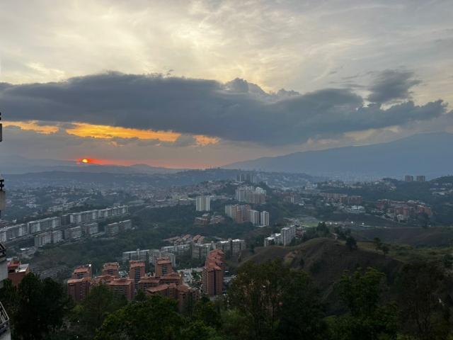 Se vende apartamento 135m2 Los Naranjos del Cafetal 3991