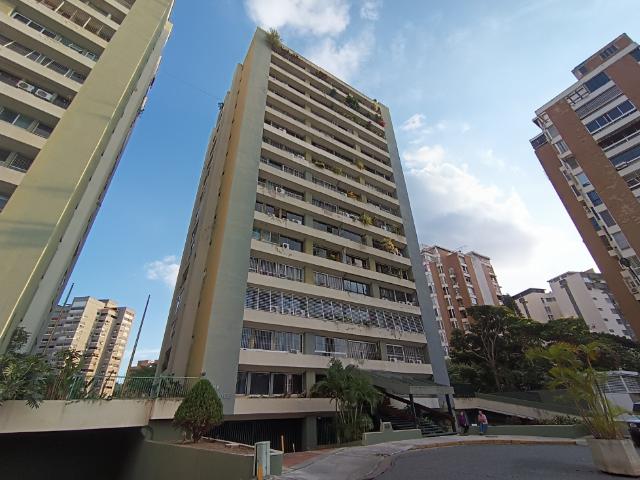 Se vende apartamento 142m2 4h/4b/2p Terrazas de Santa Fe 8547