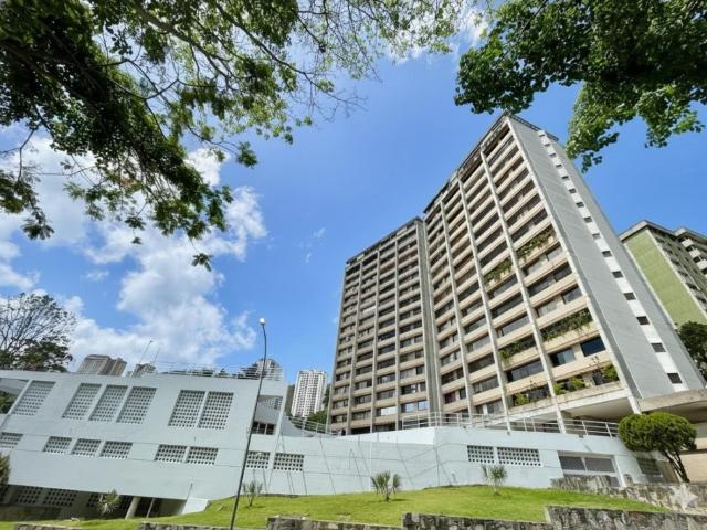 Se vende apartamento 147m2 Manzanares 4248