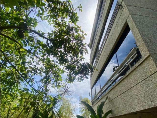 Se vende apartamento 178m2 Urb. Miranda 4916