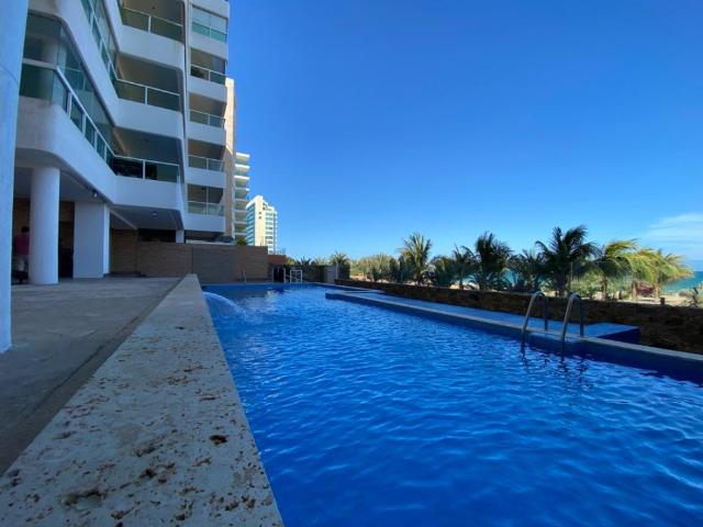 Se vende apartamento 186m² 4h/4b/2e Playa Moreno Pampatar