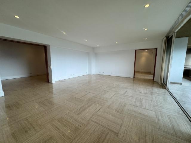 Se vende/alquila apartamento 360m2 Altamira 8408