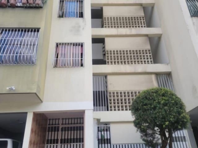 Se Vende Apartamento 3H/2B/1PE, 88 m2 en Urb Las Minas EV
