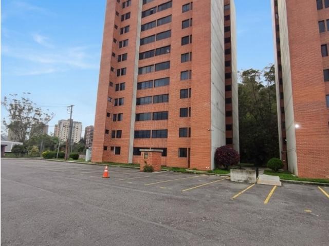 Se Vende Apartamento Urb. Quenda, Res. Las Brisas, Los Teques