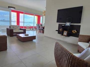 Se vende apartamento amueblado en Amador