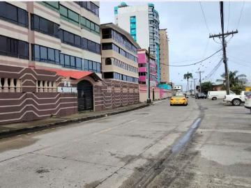 Se vende apartamento, Cristóbal Colon | 3 recámaras por 162131.00 en Cristóbal