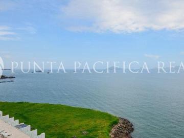 Se Vende Apartamento De 1 Habitacion Amoblado En PH Naos Harbour Tower