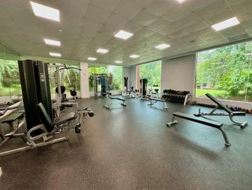 Se vende apartamento en Clayton, Embassy Club | 2 recámaras por 410000.00 en Clayton