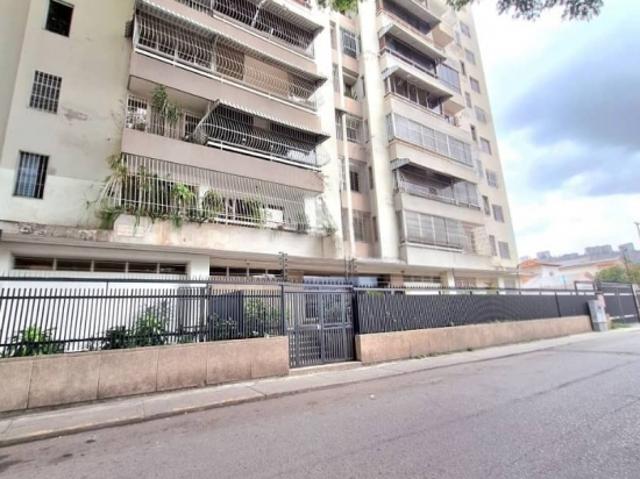 Se Vende Apartamento en El Paraiso Caracas Edf Washington