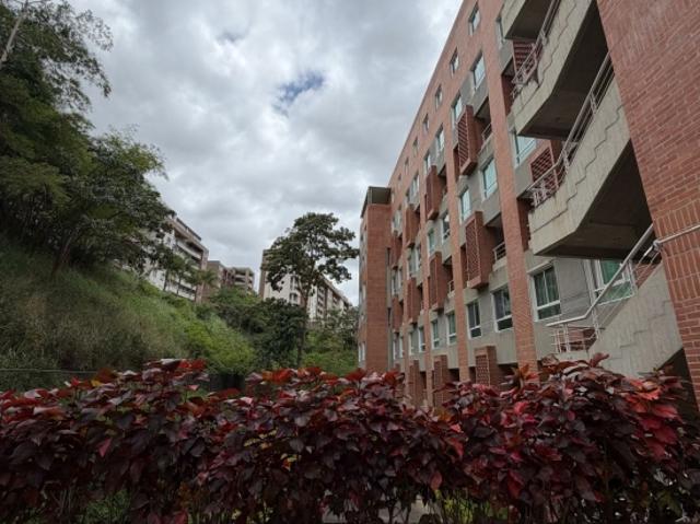 Se Vende Apartamento en Escampadero 3H/ 3B/ 2P