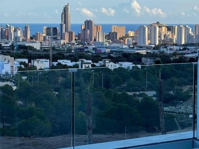 SE VENDE APARTAMENTO EN FINESTRAT CON VISTAS AL MAR