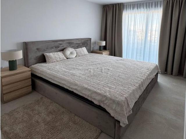 SE VENDE APARTAMENTO EN FINESTRAT CON VISTAS AL MAR