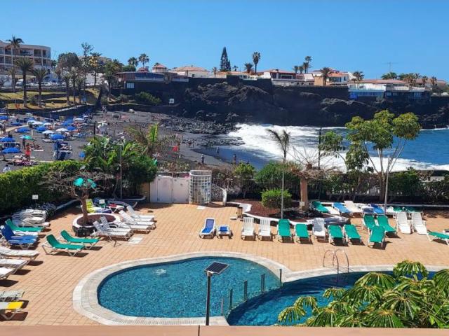 Se VENDE APARTAMENTO en PLAYA LA ARENA, PUERTO SANTIAGO de 80m2