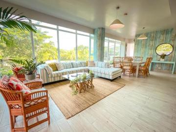 Se vende apartamento en Punta Barco, San Carlos