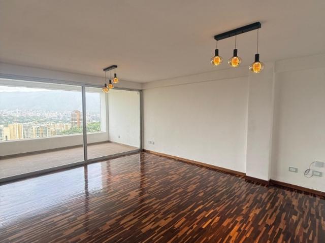 SE VENDE APARTAMENTO EN SANTA INÉS