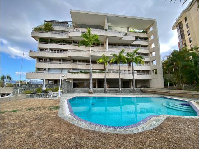 Se vende Apto 313m² 3h/3b/5p Valle Arriba