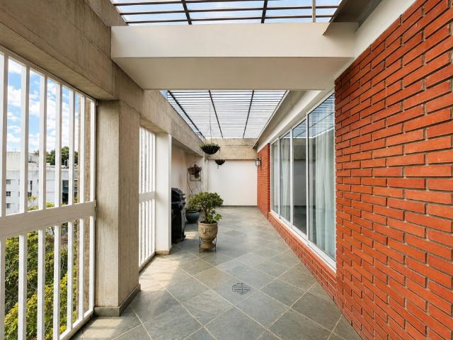 Se vende Apto PH 385m² 3h+1s/4b+1s/4p Cumbres de Curumo