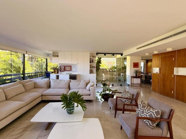 Se vende Apto PH 420m² 3h+s/4b+s/5p La Castellana