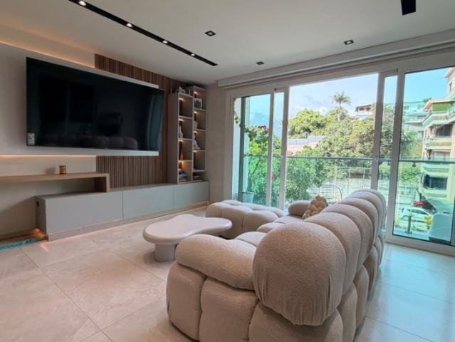 Se vende Apto 164m² 2h/2b/2p Las Mercedes