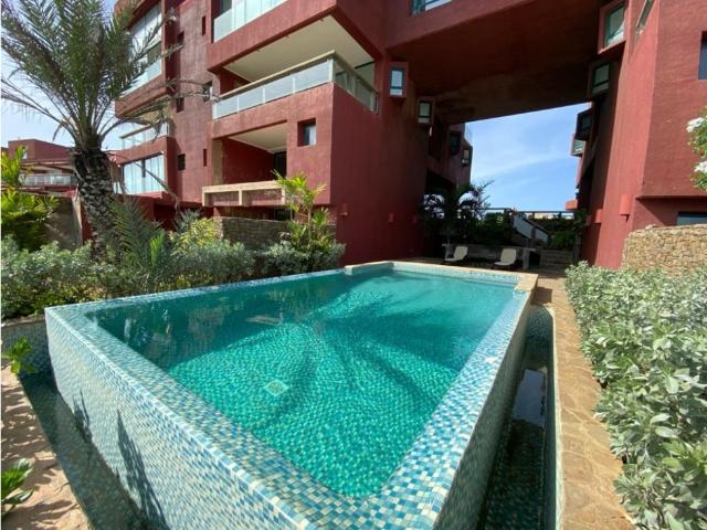 Se vende apto 117m² 2h+s/3b+s/2p en Colinas de caranta