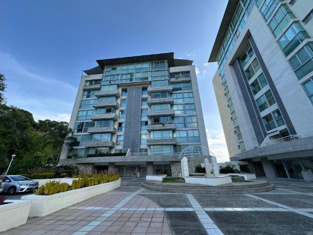 Se vende Apto 138m² 2h/2.5b+s/3p Lomas de Las Mercedes