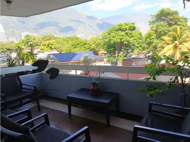 Se vende apto 230m2 5h/5b/2p La Floresta