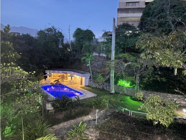 Se vende Apto 65m² 1h/1b/1p Colinas de Bello Monte