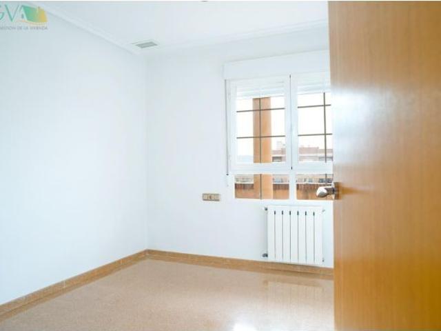 SE VENDE ÁTICO DÚPLEX EN LA ZONA NUEVA DE NOVELDA ALICANTE