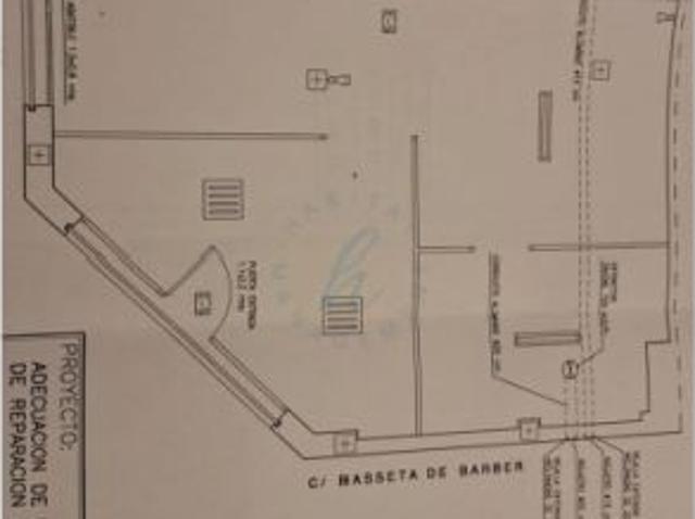 Se vende bajo comercial en Tavernes Blanques