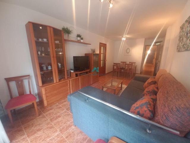 Se vende bajo en Laredo