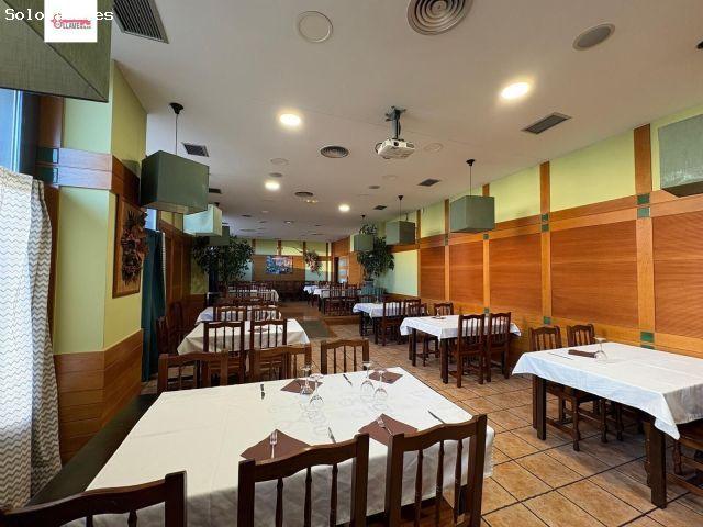 Se vende Bar Restaurante completamente acondicionado y en funcionamiento, por jubilación