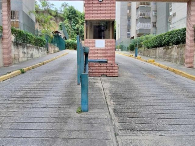 Se vende bello apartamento Urb La Morita San Antonio de los Altos