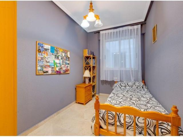 SE VENDE BONITO APARTAMENTO A TAN SOLO 30M. DEL MAR Y EN EL CORAZÓN DE LA MATA! INMEJORABLE SITUAC