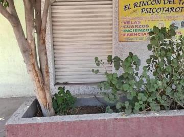 SE VENDE BONITA Y AMPLIA CASA