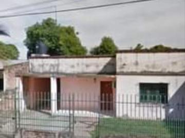 SE VENDE CASA A RECICLAR! EXCELENTE LUGAR en Inmomap
