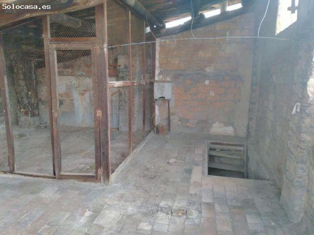 SE VENDE CASA ADOSADA EN SALLENT