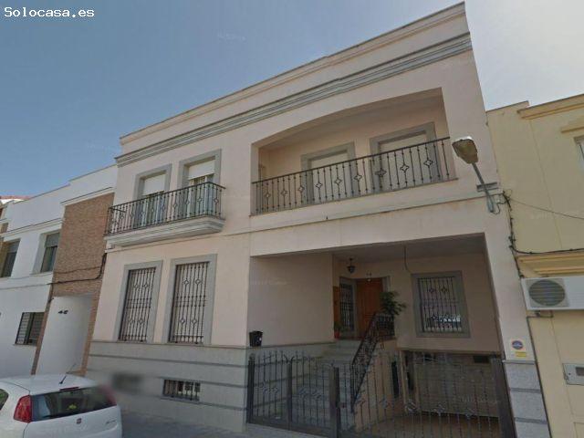 Se vende casa adosada OKUPA en Villanueva de la Serena Badajoz