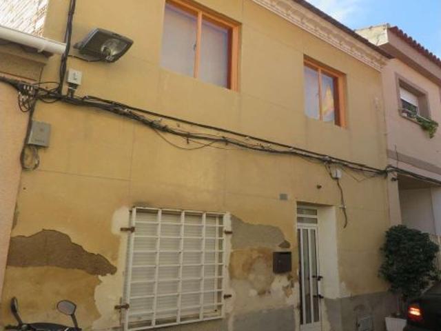 Se vende Casa Adosada OKUPADA en Calle CALLE SAN ANTONIO 00069 69 Murcia, Murcia