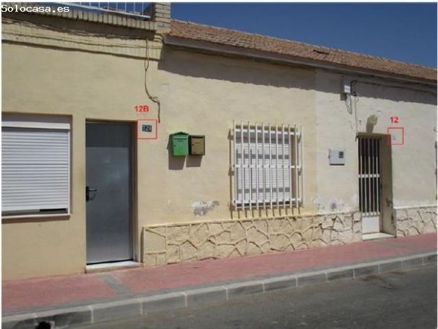 Se vende Casa Adosada OKUPADA en Mariano Montesinos 12 Murcia, Murcia