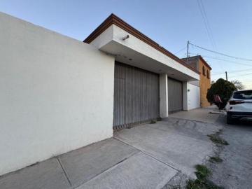 Se vende casa al sur de la ciudad